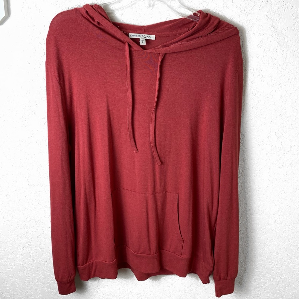 Lightweight | sweater |